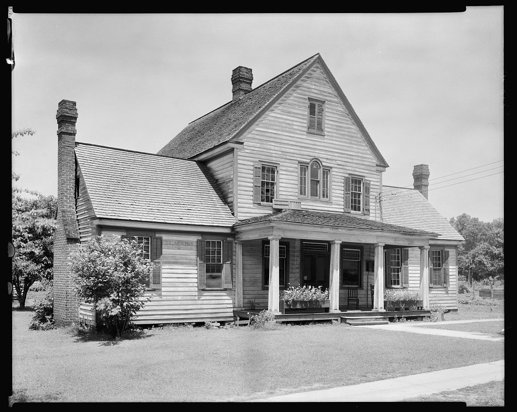 How Do I Find Old Photos of My House? Uncovering Your Home’s Visual History