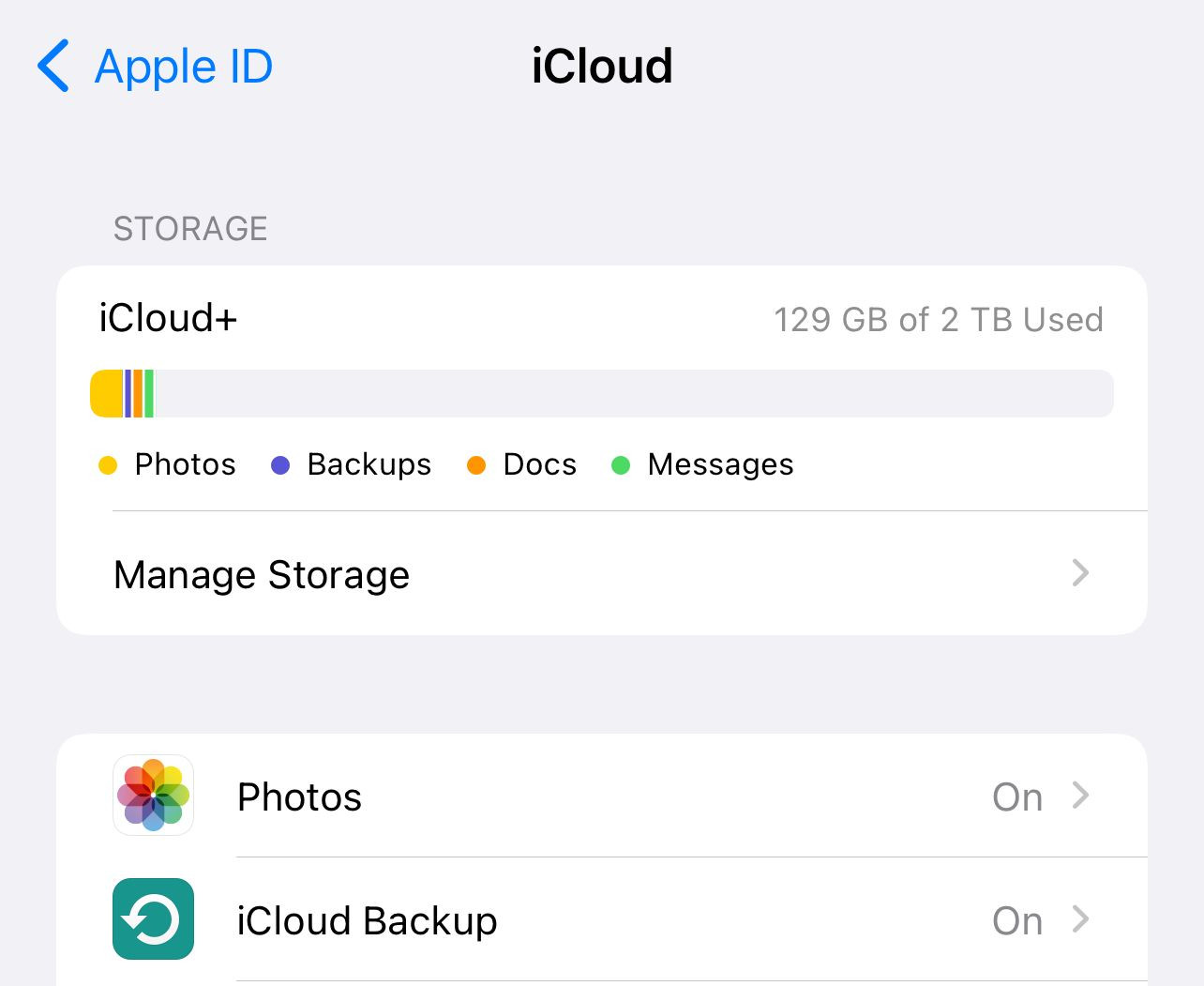 Comparison of photo and video counts on iCloud versus iPhone
