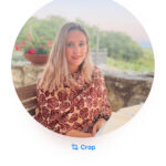 Opening the Contacts app to change contact photo on iPhone