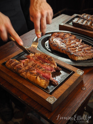 Rump steak (Bife de Cuadril) and Butterfly Sirloin Steak (Bife de chorizo mariposa) at Don Julio