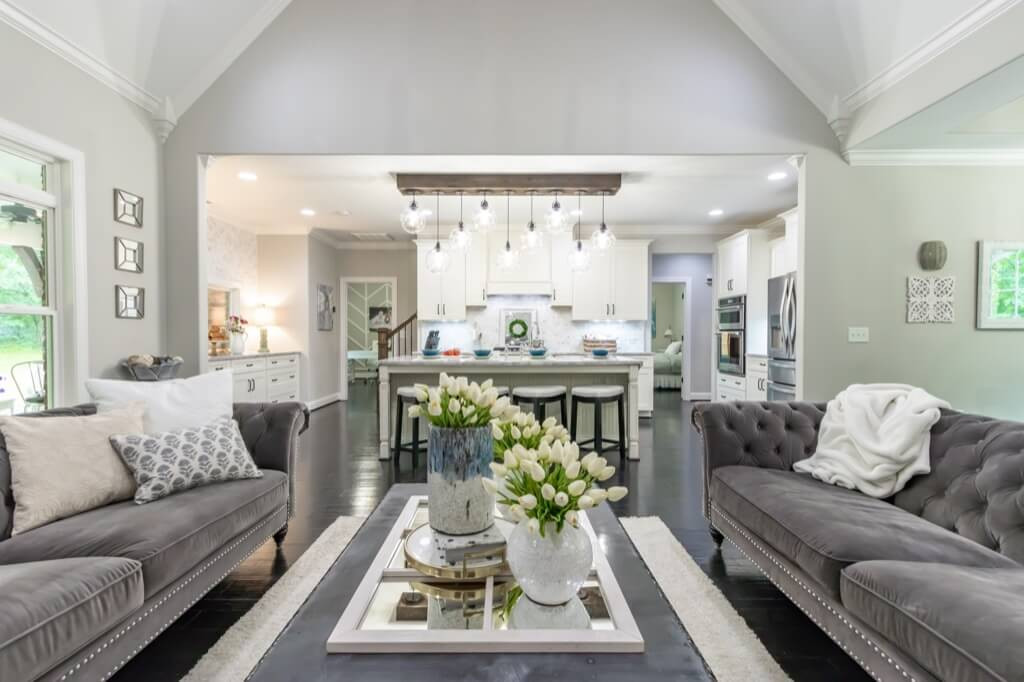 Organized Real Estate Photography with Shot Lists