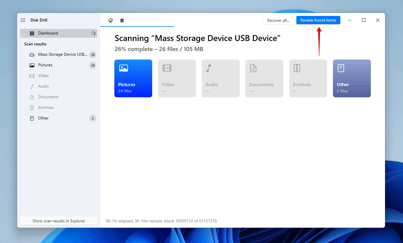 Scanning memory card using data recovery software