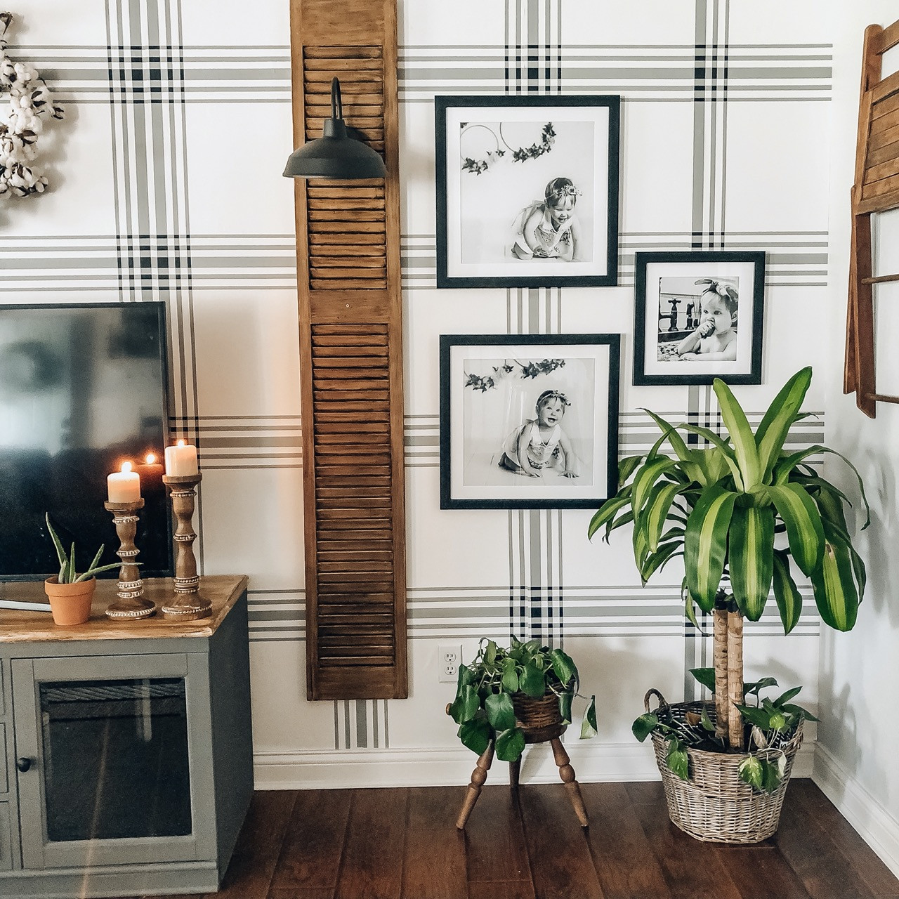 Black and white architecture photograph with a wide black frame, creating a bold and contemporary look.