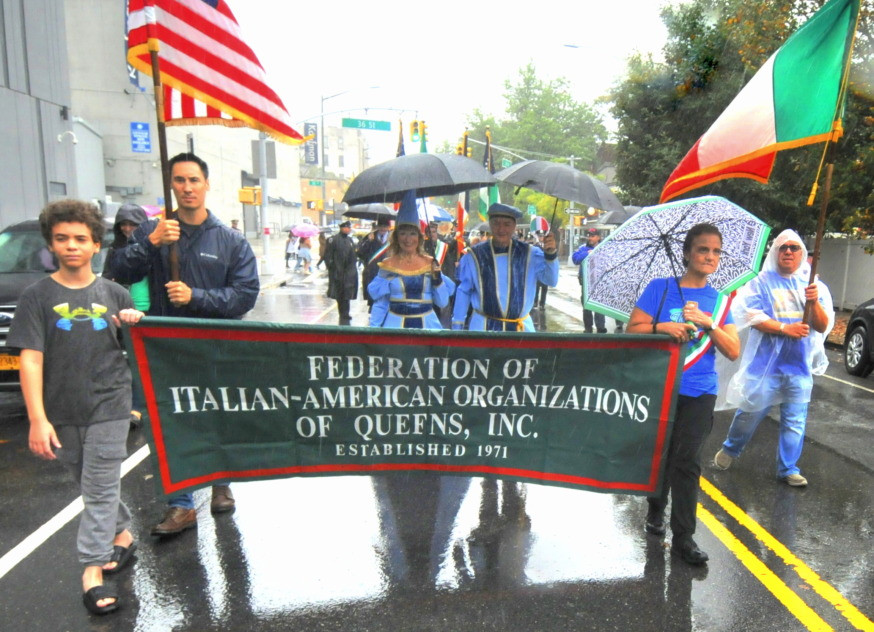 Queens Columbus Day parade (Photo by Walter Karling)