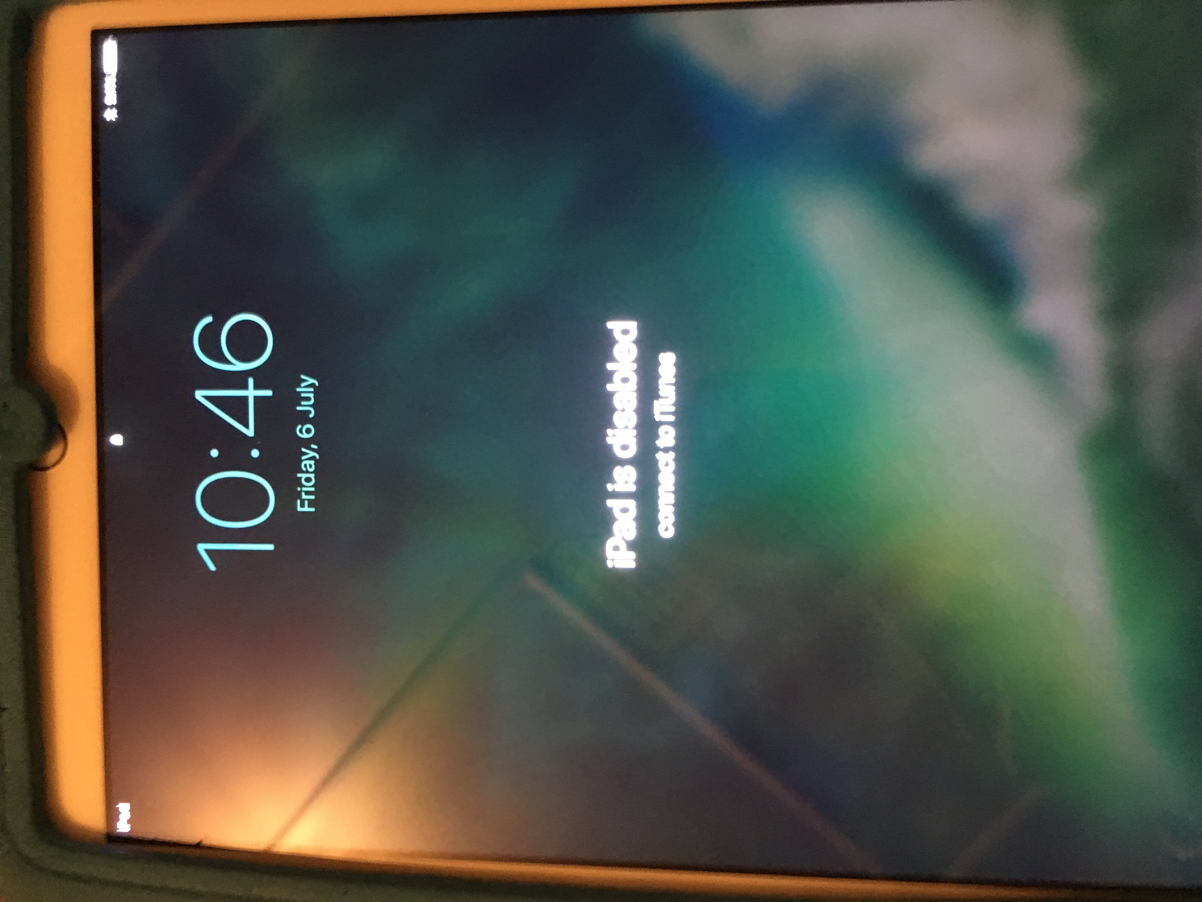 Troubleshooting steps for fixing Facebook photo display issues on various devices