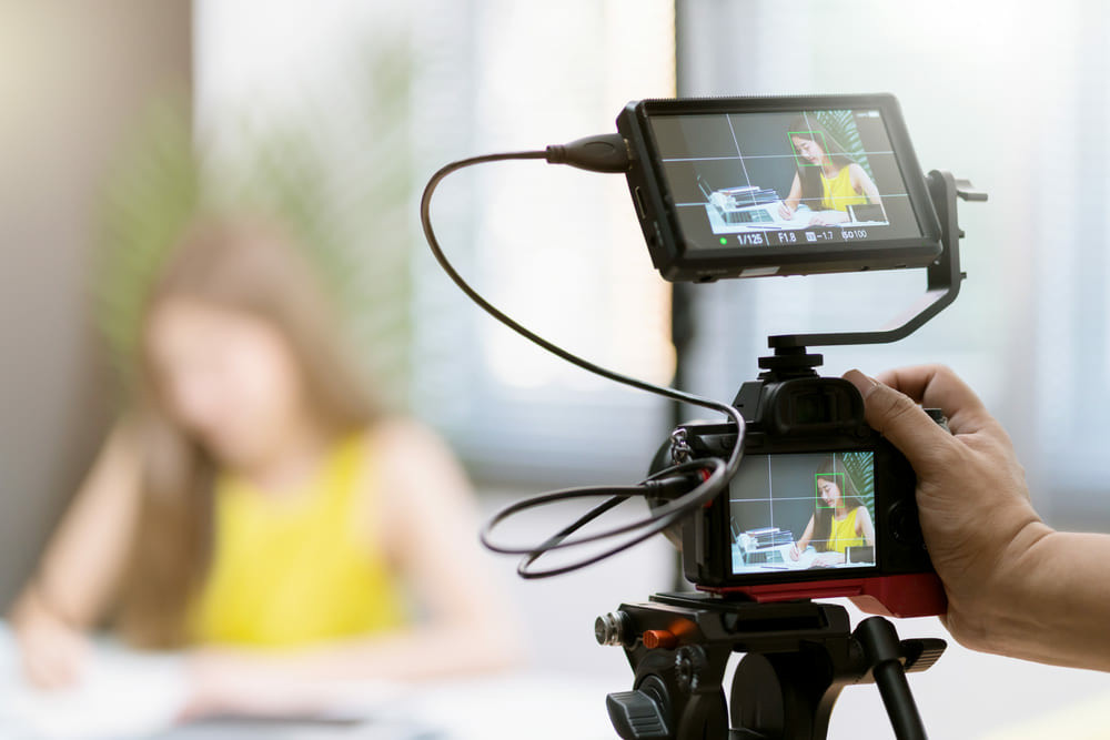 Connecting camera to phone via USB