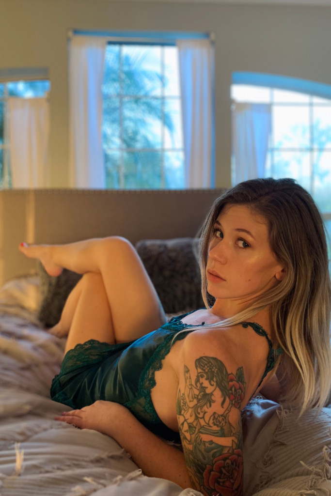 Boudoir Pose 2