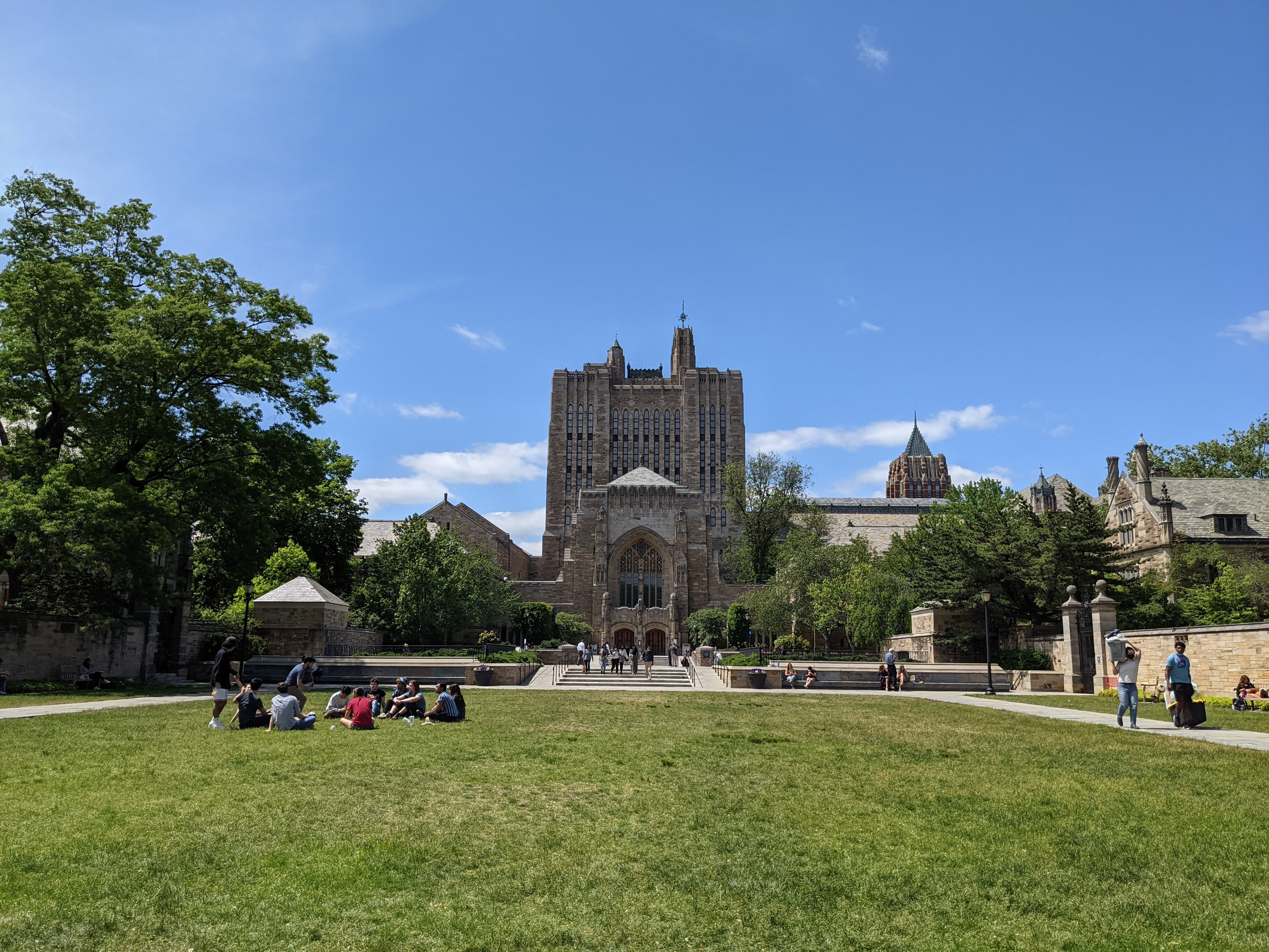 Compressed ultrawide photo