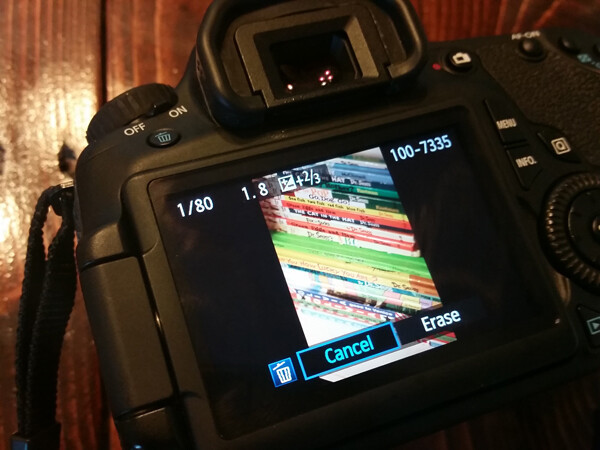 Deleting an image from your memory card directly on the camera LCD screen