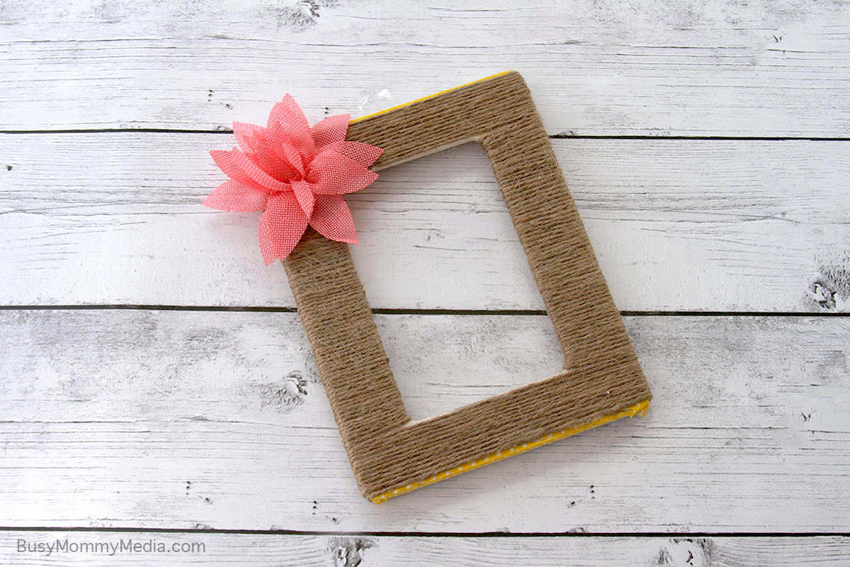 Mod-Podged-DIY-photo-frame