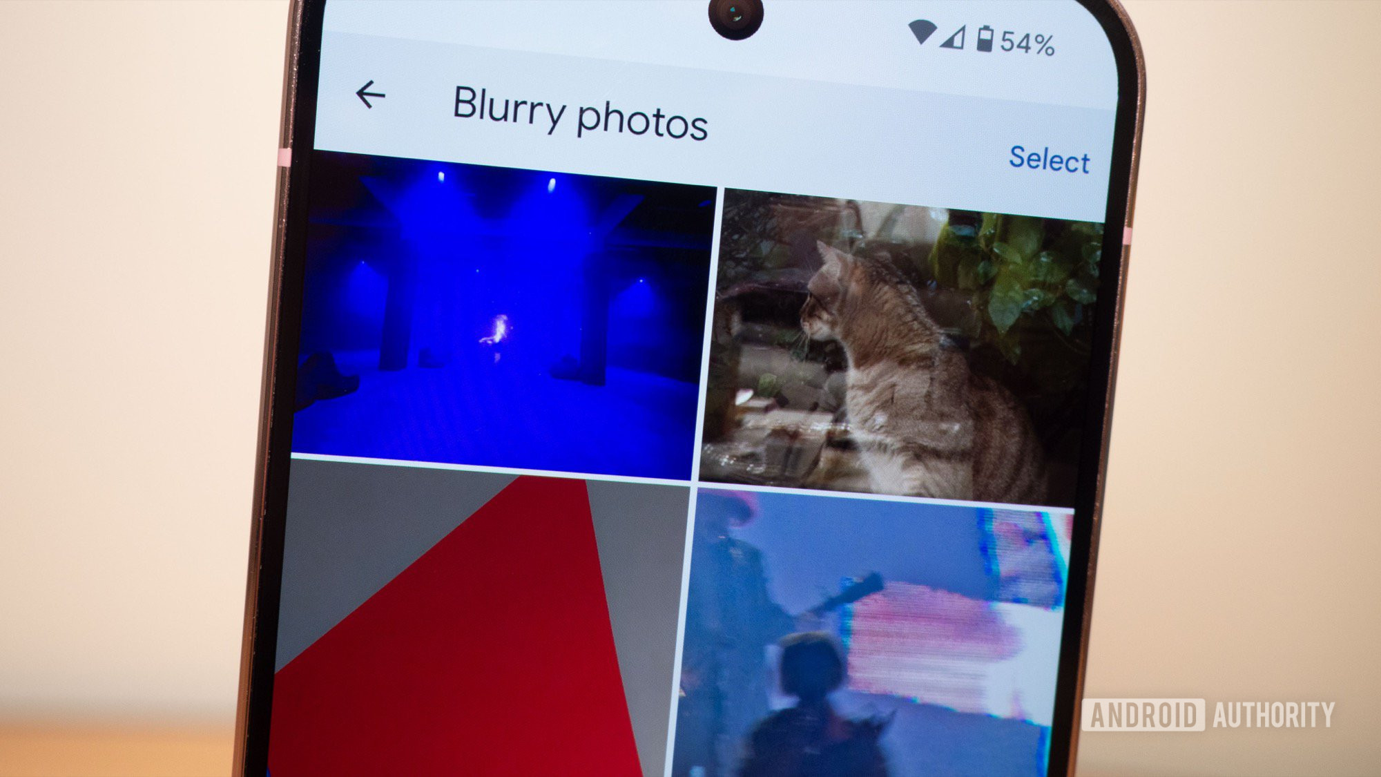 Google Photos storage management tool to find blurry images