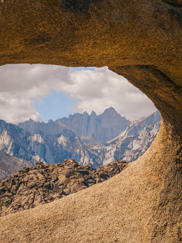 Image of desert vista, demonstrating iPhone 16 Pro's ability to capture expansive landscapes with clarity and depth.