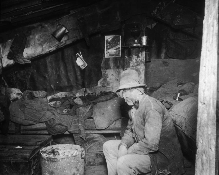 Man In Dirty Quarters