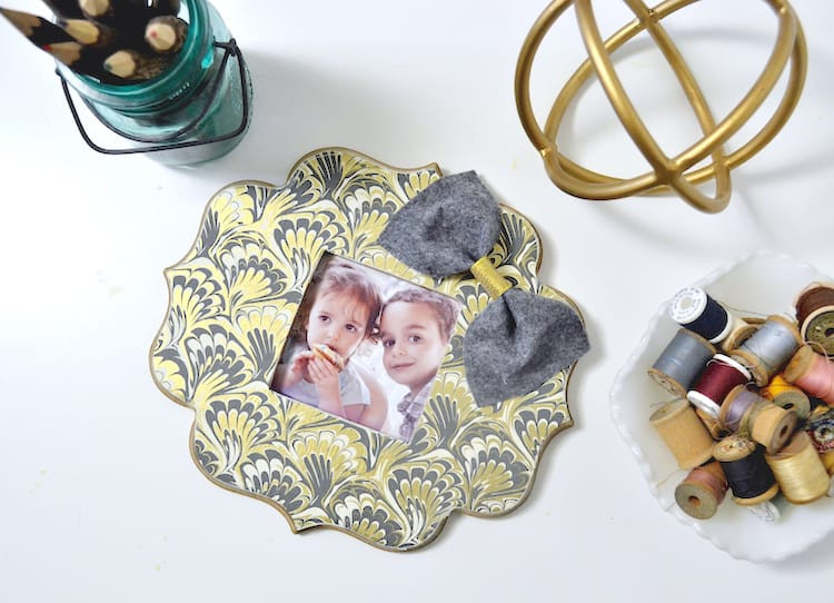 DIY Dog Bone Picture Frame