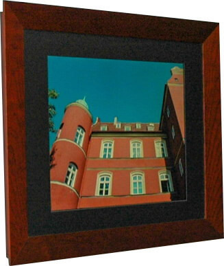 PhotoVu digital photo frame showing digital animation