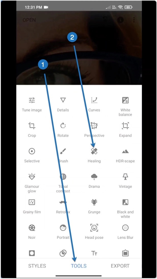 Snapseed interface showcasing the Healing tool