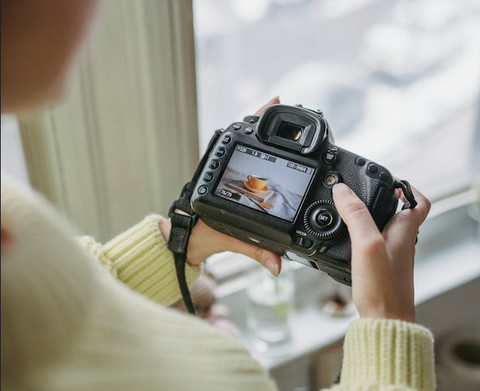 Smartphone camera capturing an image
