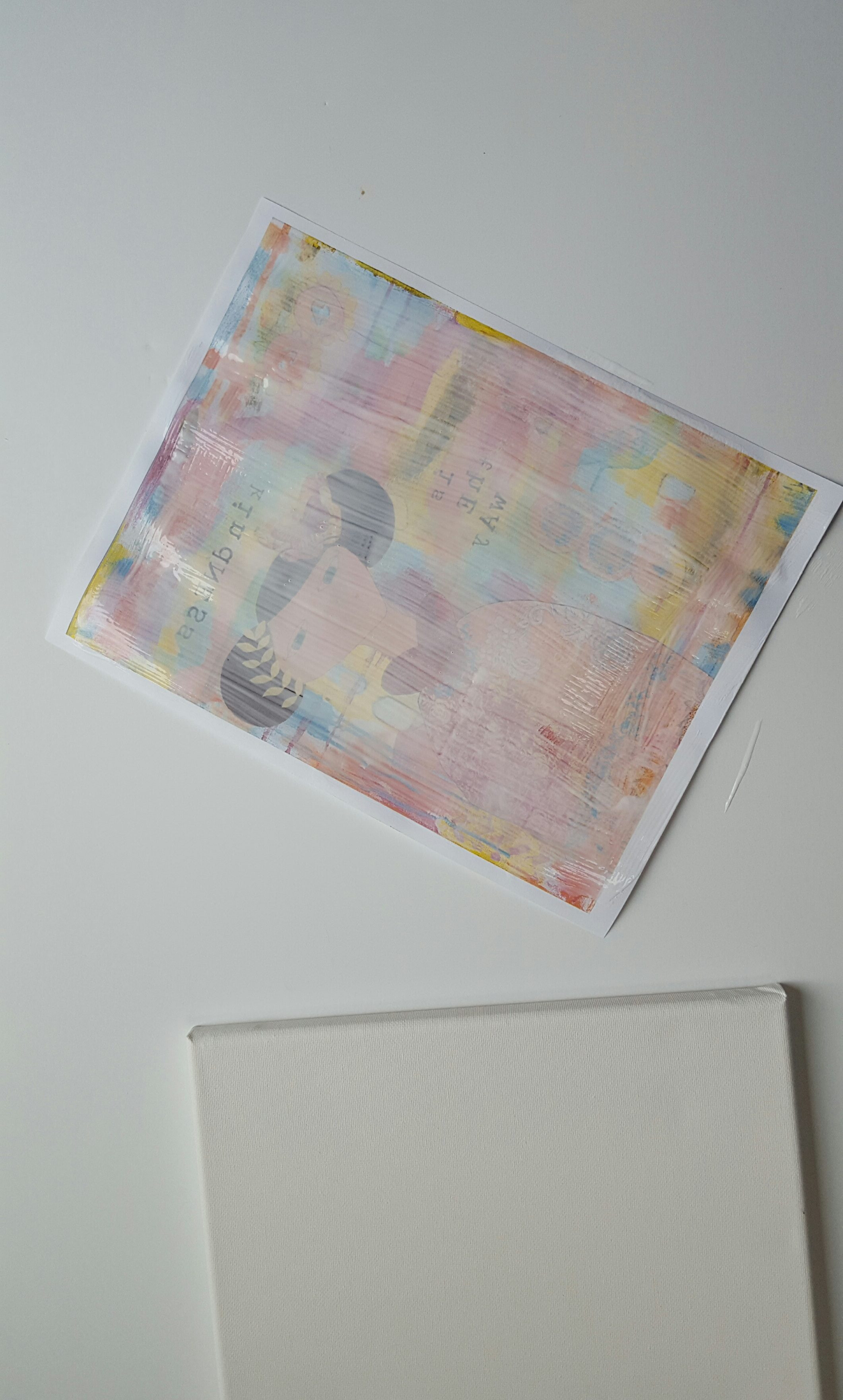 Come on over and check out how to transfer a photo to canvas. Click through for the quick and easy step-by-step instructions.