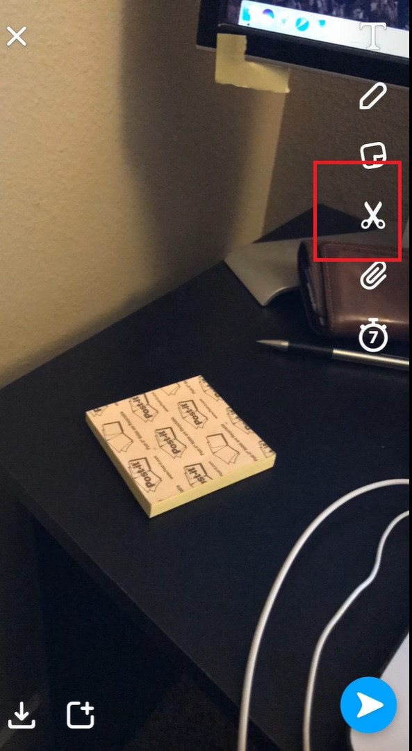 Using Magic Eraser in Snapchat