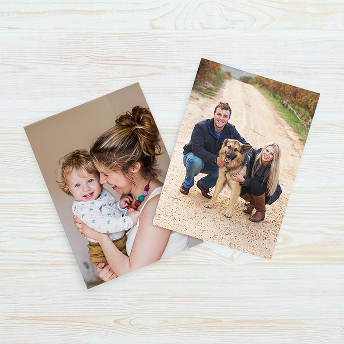 Comparison of photo print prices across different retailers